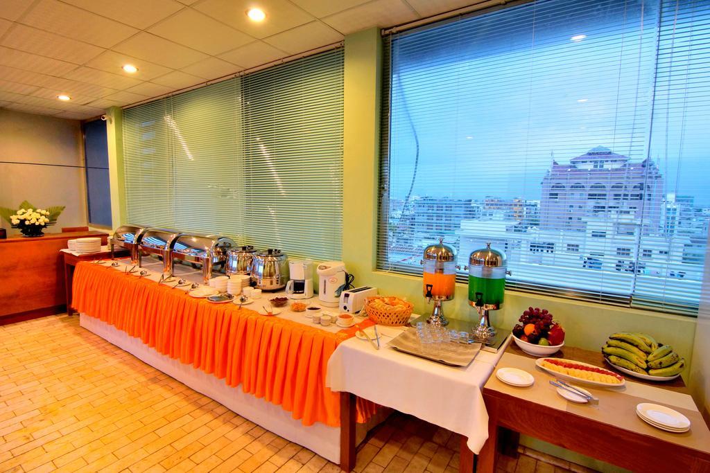 Hotel A1 Mandalay Exterior photo